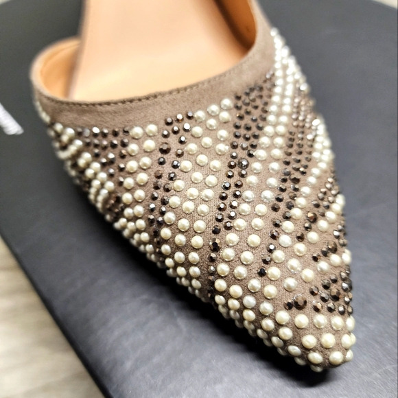 International Concepts Studded Heels - Picture 3 of 6